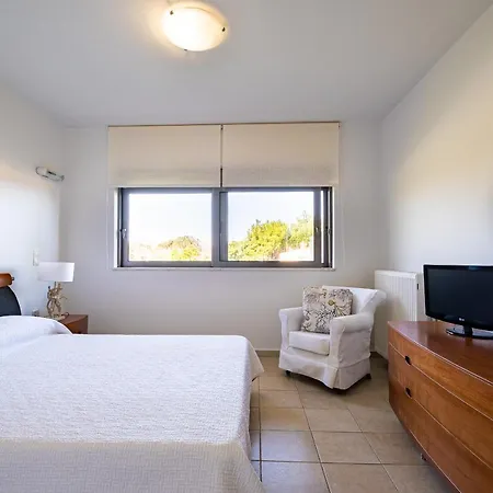 Syndriani - 5 Bedroom *