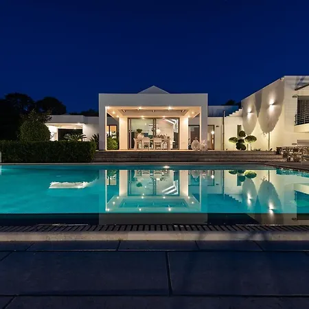 Syndriani - 5 Bedroom *