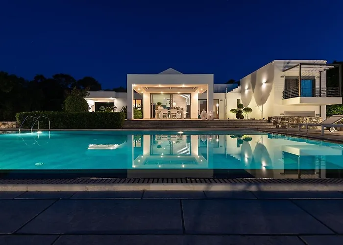 Syndriani - 5 Bedroom *