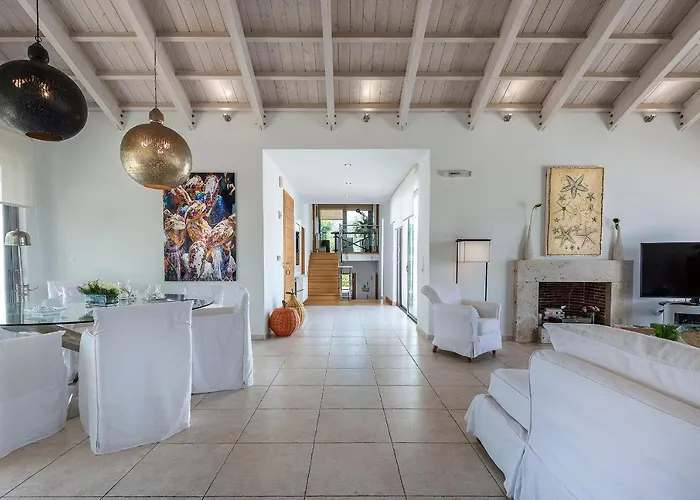 Vila Syndriani - 5 Bedroom