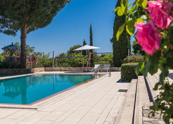 Syndriani - 5 Bedroom