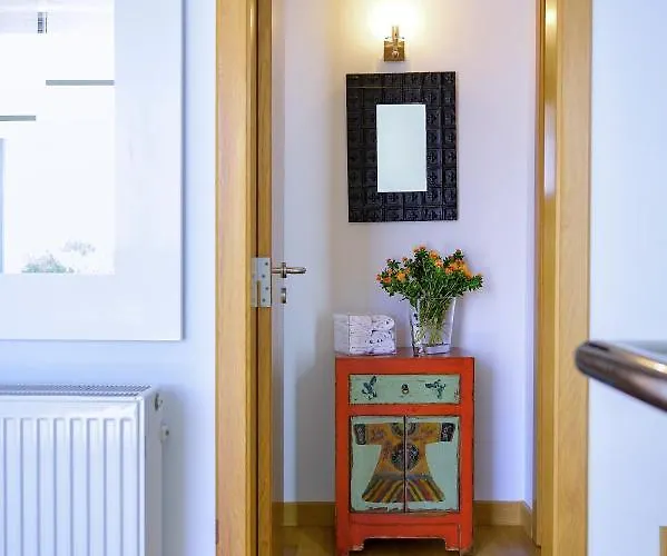 Syndriani - 5 Bedroom *